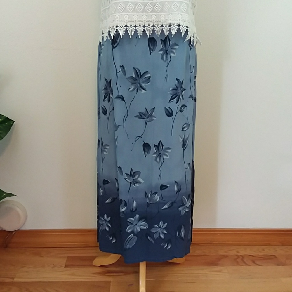 Long Floral Skirt Large